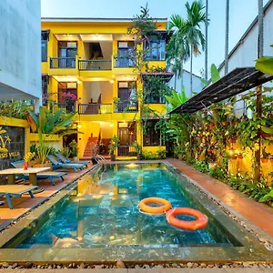 Riverside Oasis ホテル